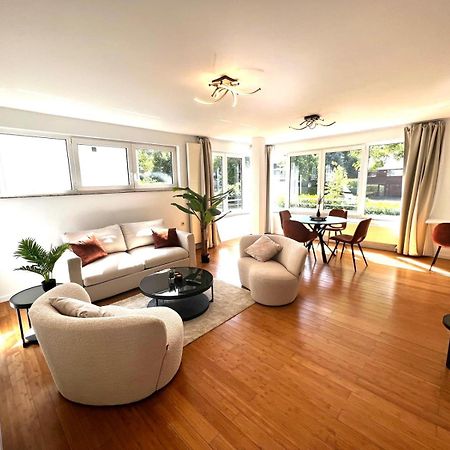 בריסל Wolu Suites מראה חיצוני תמונה