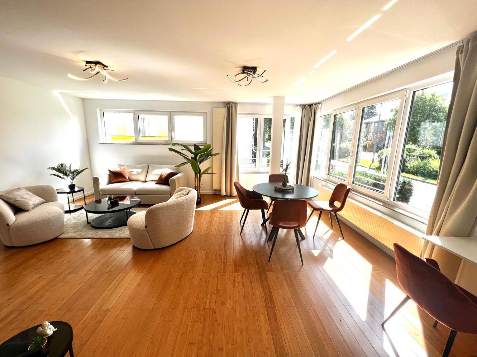 בריסל Wolu Suites מראה חיצוני תמונה