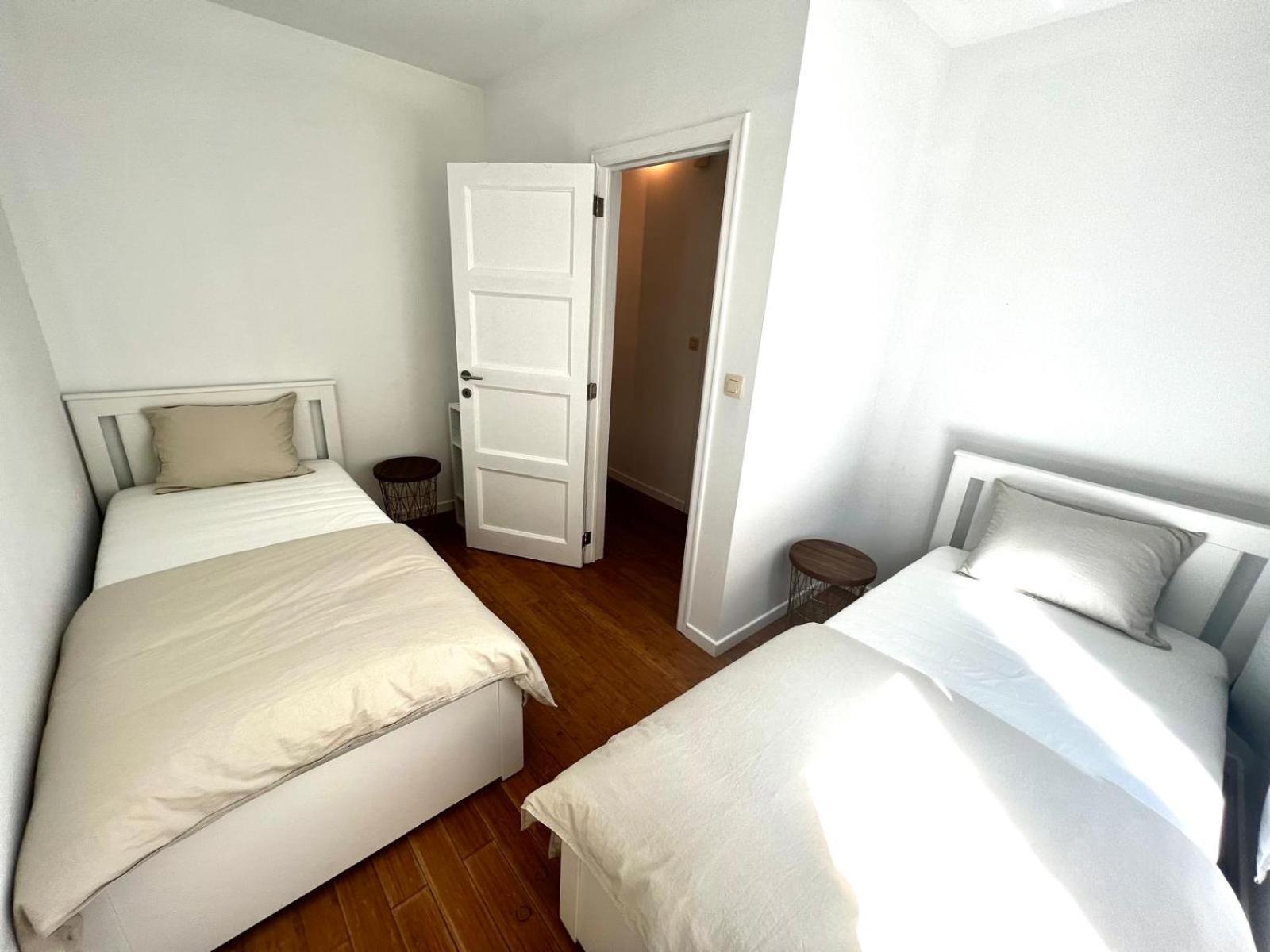 בריסל Wolu Suites מראה חיצוני תמונה